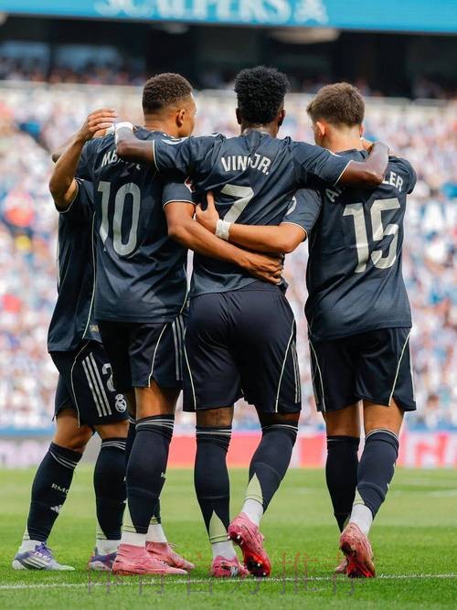 西甲-十人皇马2-1皇社 姆巴佩传射建功赫伊森红牌 西甲-十人皇马2-1皇社 姆巴佩传射建功赫伊森红牌